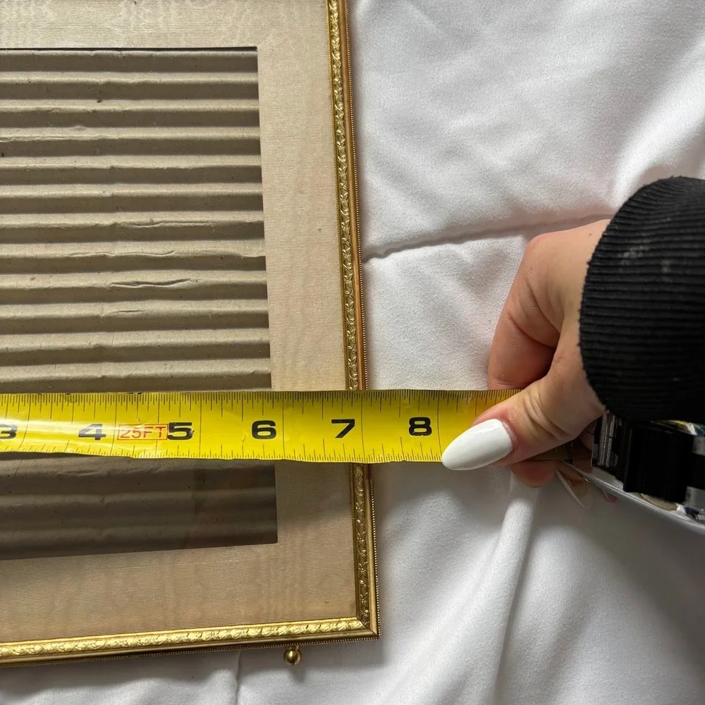 Vintage Gold Tone Metal Picture Frame Embossed Detail 8x10 Tabletop Easel Back